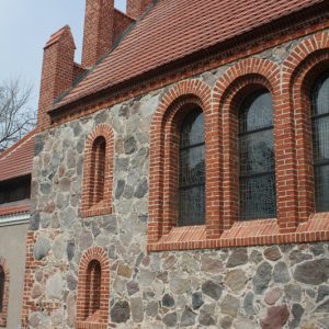 Pilchowo – Kościół pw. Wniebowzięcia NMP.